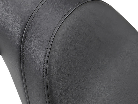 Predator Dual Seat - Smooth Black. Fits Dyna 2006-2017