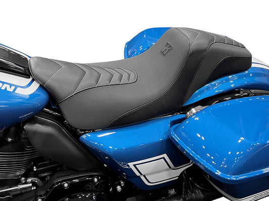 Squareback Signature Series Seat - Black with Gun Metal Thread. Fits Most Touring 2008-2024
