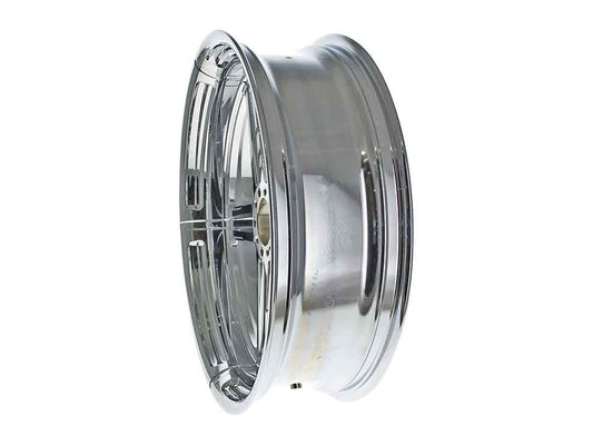 18in. x 5.50in. wide Formula Wheel - Chrome