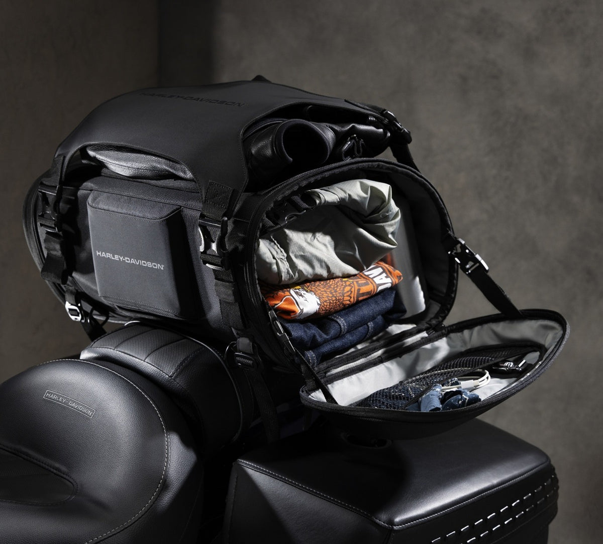 Harley-Davidson Overwatch Weekender Tail Bag