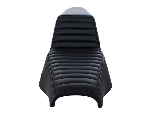 Step-Up Tuck & Roll Dual Seat. Fits Softail Street Bob 2018up & Standard 2020up.