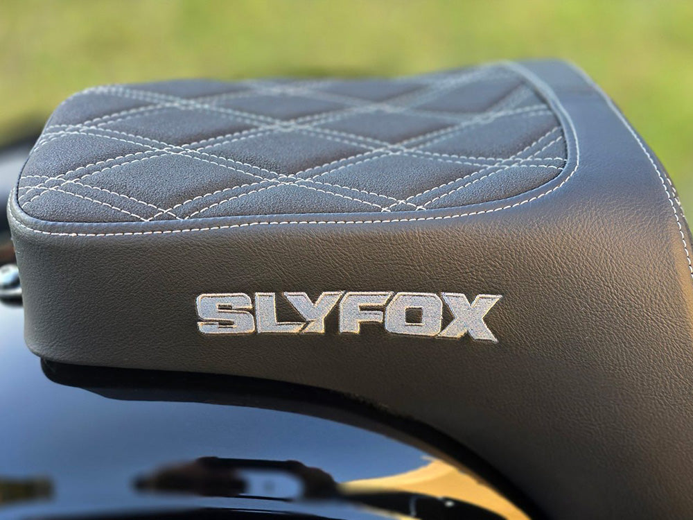 Highnoon Dual Seat with Grey Double Diamond Stitch. Fits Sport Glide & Low Rider 2018up, Low Rider S 2020up & Low Rider ST 2022up
