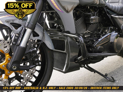Carbon Radiator Cover - Gloss. Fits CVO Touring 2023up & Street Glide & Road Glide 2024up