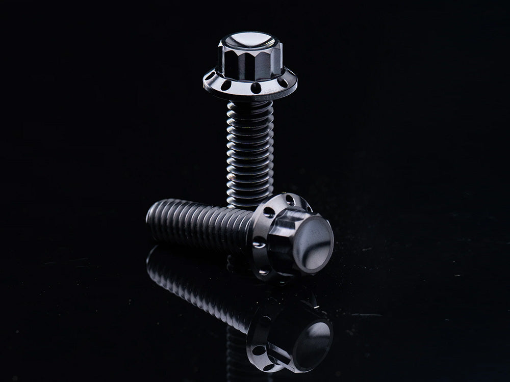 Titanium 12-Point Primary Cover Bolt Kit - Black. Fits Softail 2007-2017 Non-240 Tyre Models & Touring 2017up