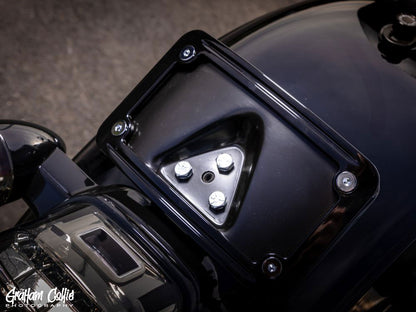 Laydown Curved Number Plate Frame with Mount - Gloss Black