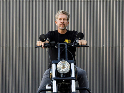10in. Pullback Murdock Risers - Black. Fits 1in. Handlebar