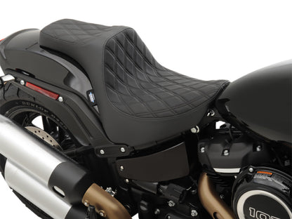 Predator 3 Dual Seat with Black Double Diamond Lattice Stitch. Fits Fat Bob 2018-2024