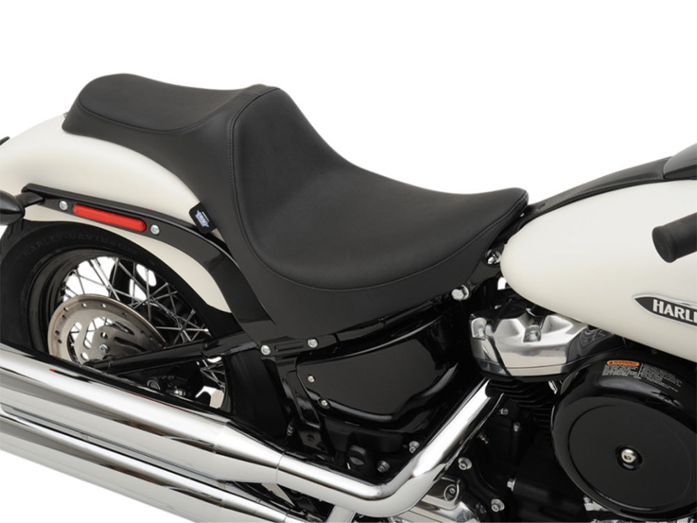 Predator 3 Dual Seat - Smooth Black. Fits Softail Deluxe 2018-2020, Slim 2018-2021, Standard 2020-2024 & Street Bob & Heritage Classic 2018up