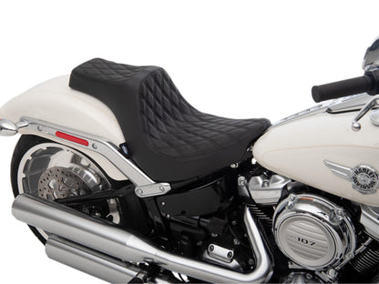 Predator 3 Dual Seat with Black Double Diamond Lattice Stitch. Fits Fat Boy 2018up & Breakout 2023up