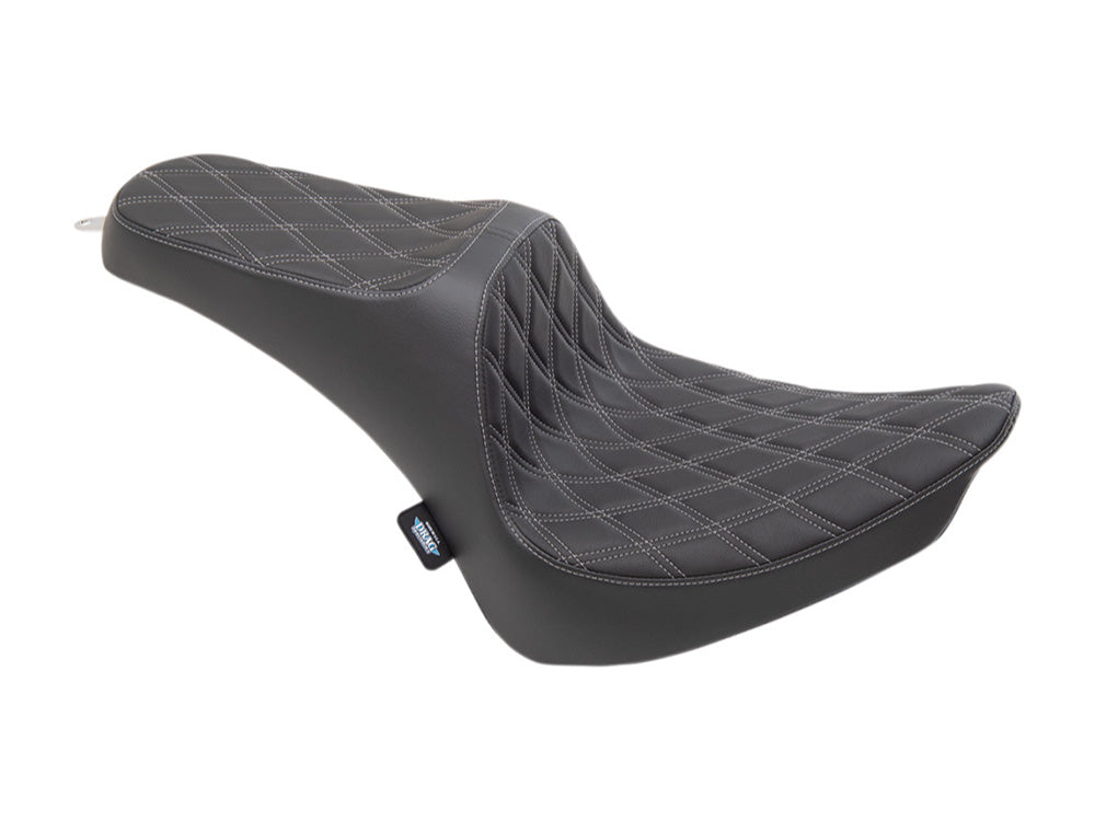 Predator 3 Dual Seat with Silver Double Diamond Lattice Stitch. Fits Softail 2000-2017 with 130 or 150 OEM Rear Tyre