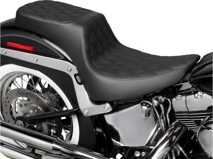 Performance Predator 2up Dual Seat with Black Double Diamond Lattice Stitch. Fits Softail 2000-2017 with 130 or 150 OEM Rear Tyre