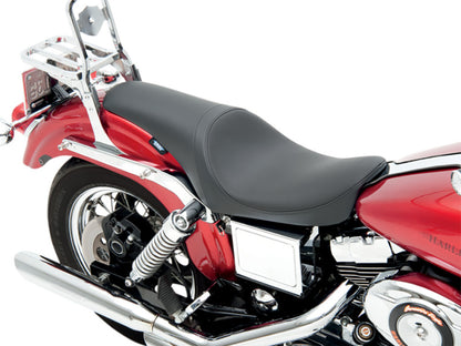Predator Dual Seat - Smooth Black. Fits Dyna 1996-2003