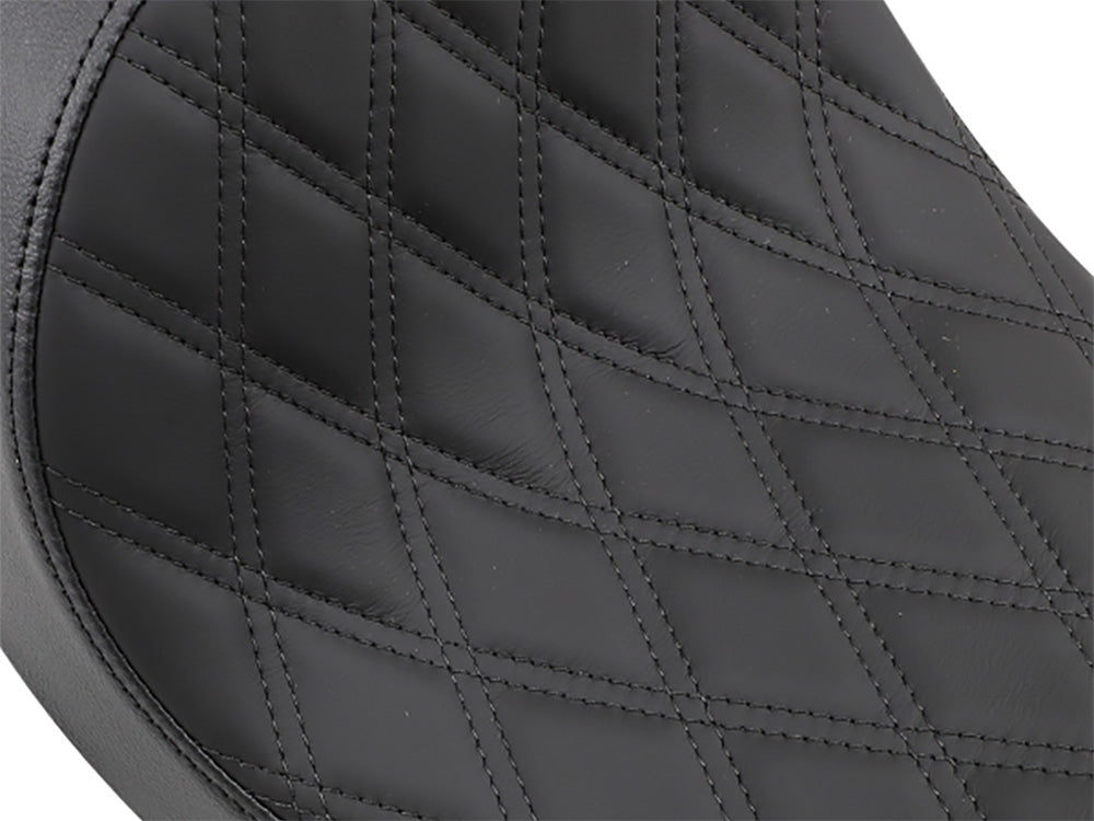 3/4 Low Solo Seat with Black Diamond Lattice Stitch. Fits Dyna 2006-2017