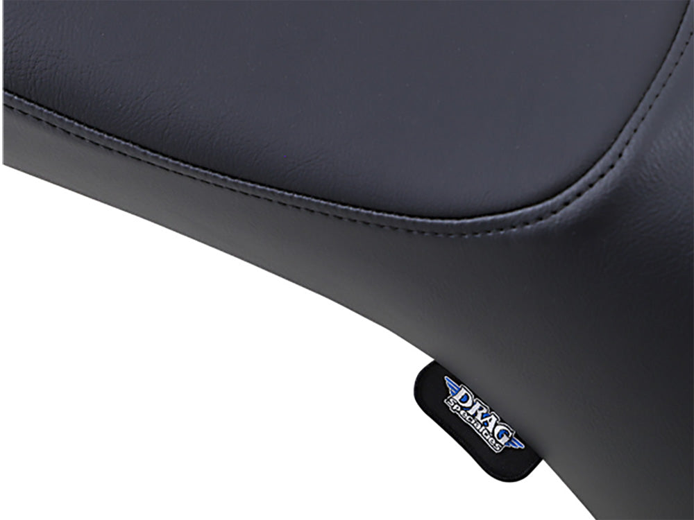 Predator 3 Dual Seat - Smooth Black. Fits Dyna 2006-2017