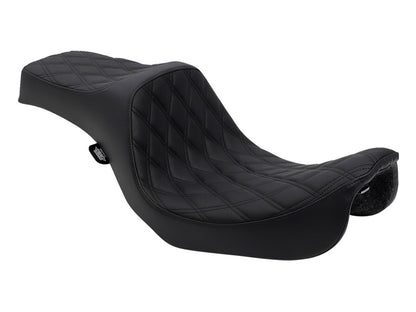 Predator 3 Dual Seat with Black Double Diamond Lattice Stitch. Fits Dyna 2006-2017