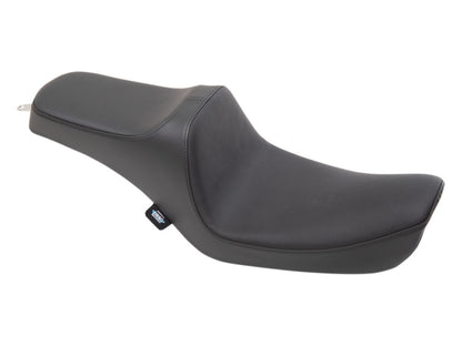 Predator 3 Dual Seat - Smooth Black. Fits Dyna 1996-2003