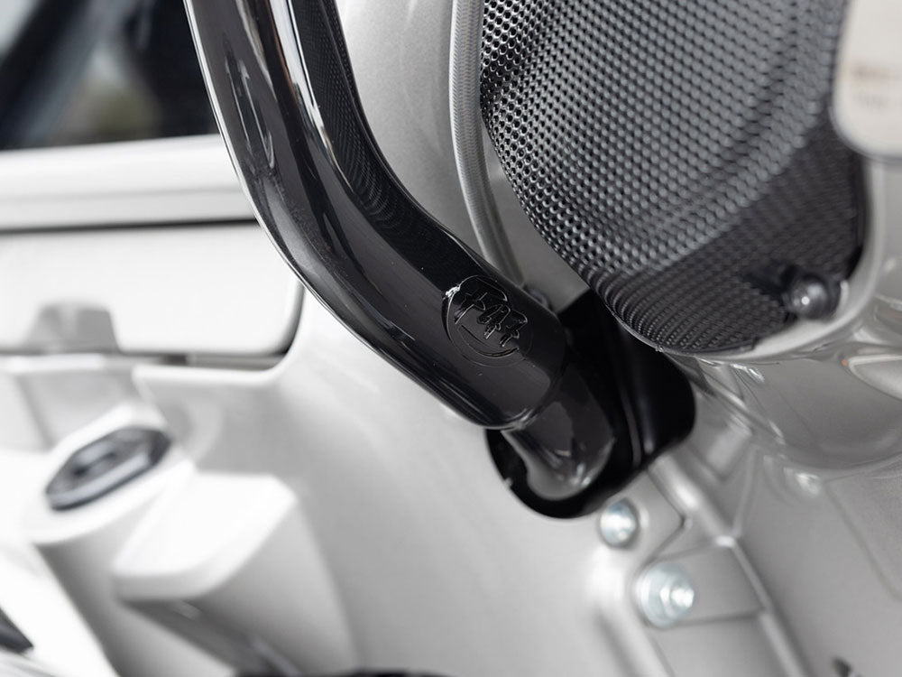 14in. x 1-1/2in. S Series Handlebar - Gloss Black. Fits CVO Street Glide 2023up & Street Glide 2024up