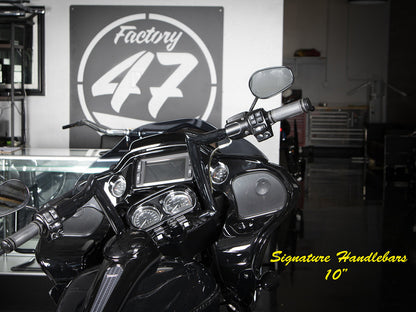 10in. x 1-1/2in. Signature Handlebar - Gloss Black. Fits Road Glide 2015-2023