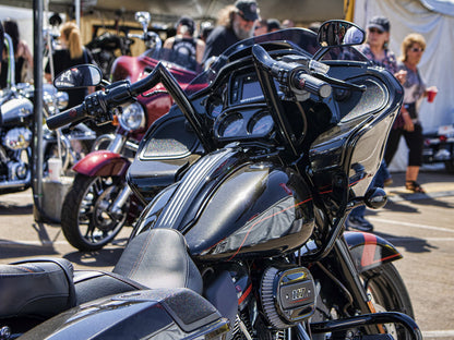 12in. x 1-1/2in. Signature Handlebar - Gloss Black. Fits Road Glide 2015-2023