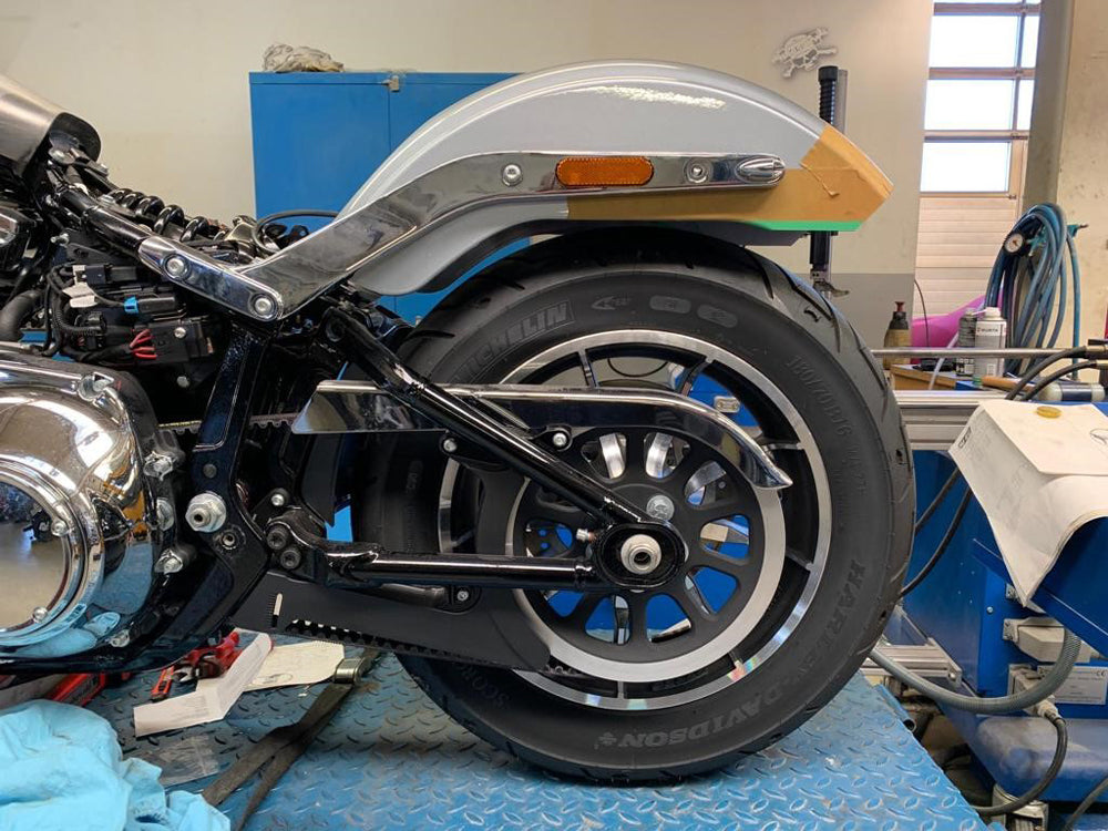 2in. Rear Suspension Lift Kit. Fits Deluxe, Low Rider, Fatboy, Breakout, Sport Glide, Slim, Street Bob & Standard 2018up