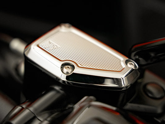 Front Master Cylinder Cover - Chrome. Fits CVO Touring 2023up & Street Glide & Road Glide 2024up.