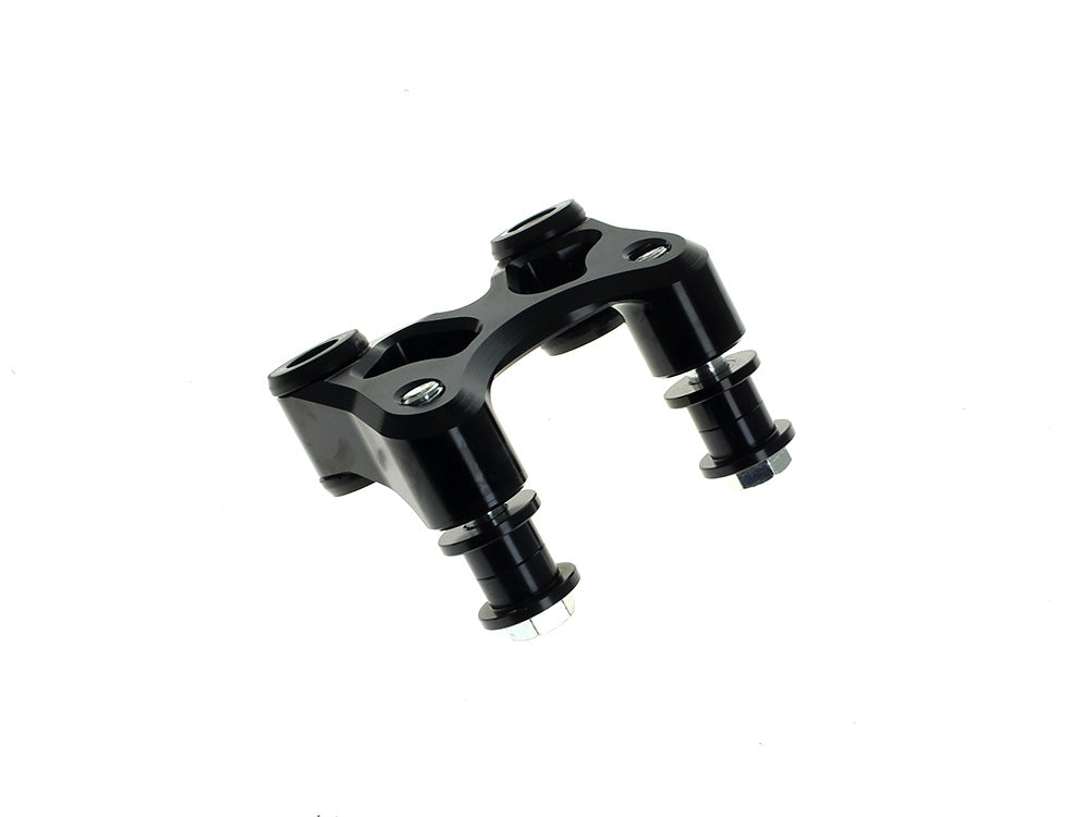 SDC Dagger Pullback Plate - Black. Fits Softail 2018up