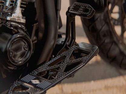 Max Lean Foot Controls - Black. Fits Touring 2014up.