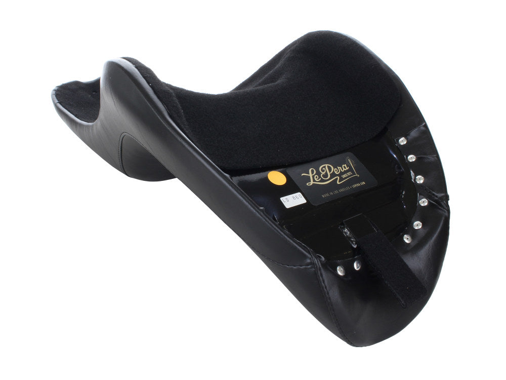 Silhouette Dual Seat. Fits Softail Deuce 2000-2007.
