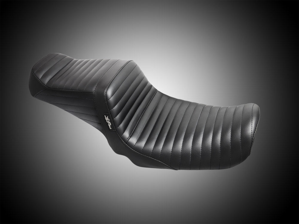 TailWhip Dual Seat - Pleated. Fits Dyna 2006-2017.