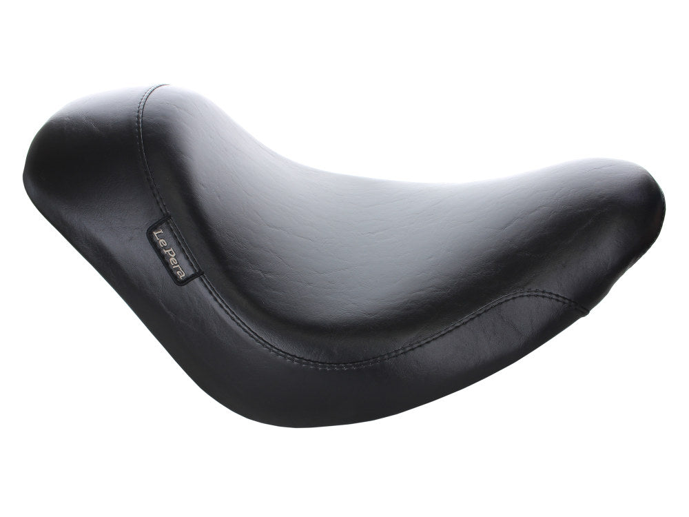 Silhouette Deluxe Solo Seat. Fits Softail 2006-2017 with 200 OEM Rear Tyre.