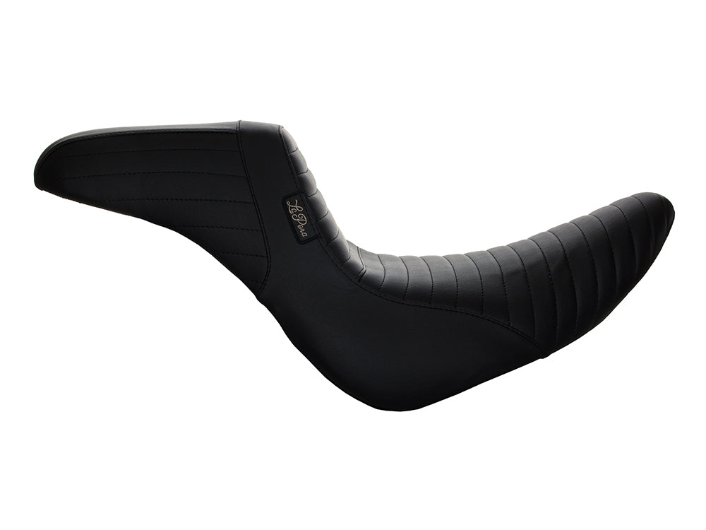 KickFlip Dual Seat with Pleated Stitch. Fits Fatboy 2018up & Breakout 2023up