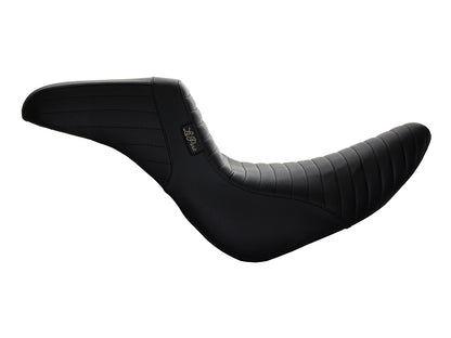 KickFlip Dual Seat with Pleated Stitch. Fits Fatboy 2018up & Breakout 2023up