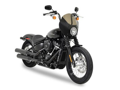 Gauntlet Quarter Fairing. Fits Street Bob 2018up, Sportster 883C/1200C 1992-2010 & Sportster 72 2012-2016.