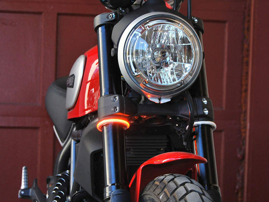 360 degrees Front Turn Signal with Clear Lens. Fits Street 500 2015-2020 with 37mm Fork Tubes.