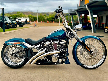 6in. wide, Straight Cut LS-2 Front Fender. Fits Breakout 2013up with 26in. Front Wheel.