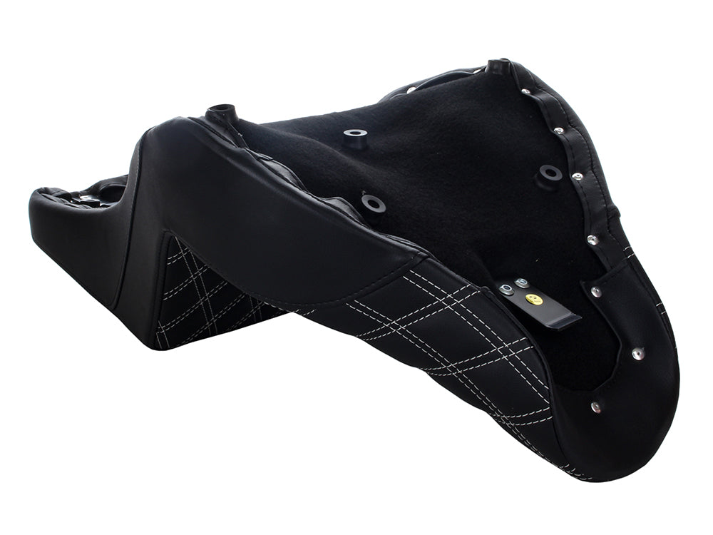Step-Up Front LS Dual Seat with Silver Double Diamond Lattice Stitch. Fits Fat Boy 2018up & Breakout 2023up