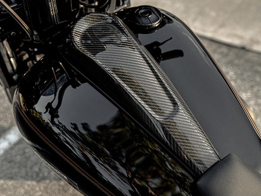 Carbon Dash, Side Fill Models - Gloss Finish. Fits Street Glide Special & Road Glide Special 2021-2023
