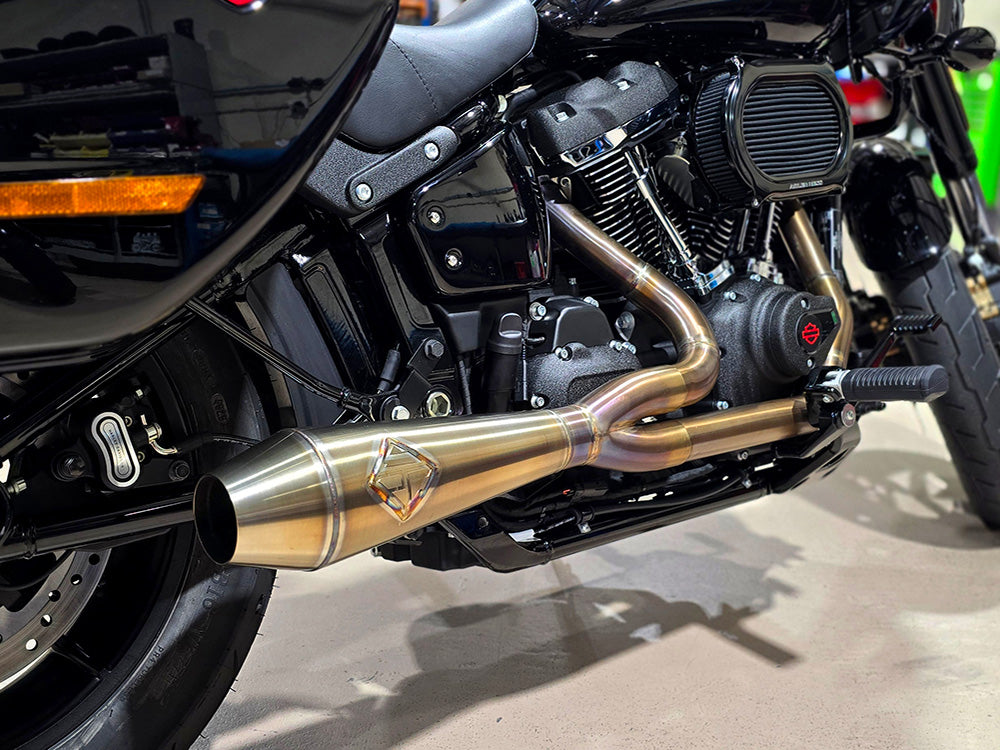 2-into-1 4.5in. Big Bore Exhaust - Stainless Steel. Fits Softail 2018up Non-240 Rear Tyre Models.