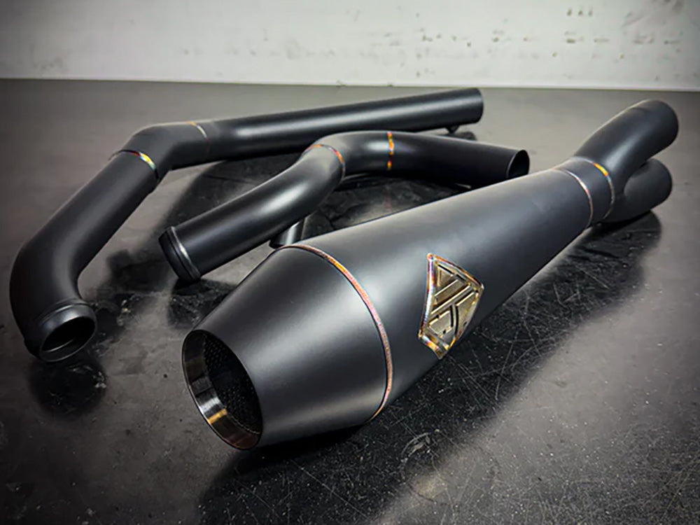 2-into-1 4.5in. Big Bore Exhaust - Black Onyx. Fits Dyna 2006-2017