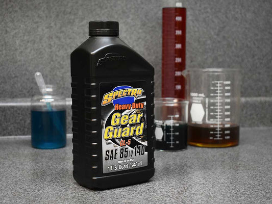 Heavy Duty Gear Oil Transmission Oil. 85w140 1 Quart Bottle (946ml). Fits Big Twin with 4 & 5 Speed Transmission.