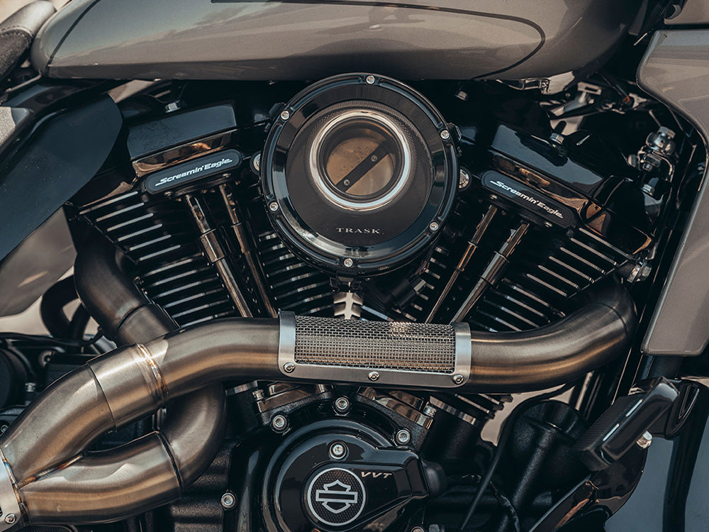 Assault Clear Air Cleaner Kit - Gloss Black. Fits CVO Touring 2023up, Street Glide & Road Glide 2024up, Touring 2025up & Softail 2025up