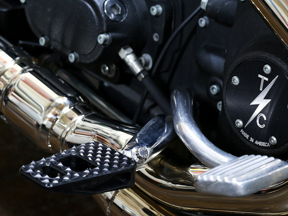 P-54 Footpegs with HD Male Mount - Black.