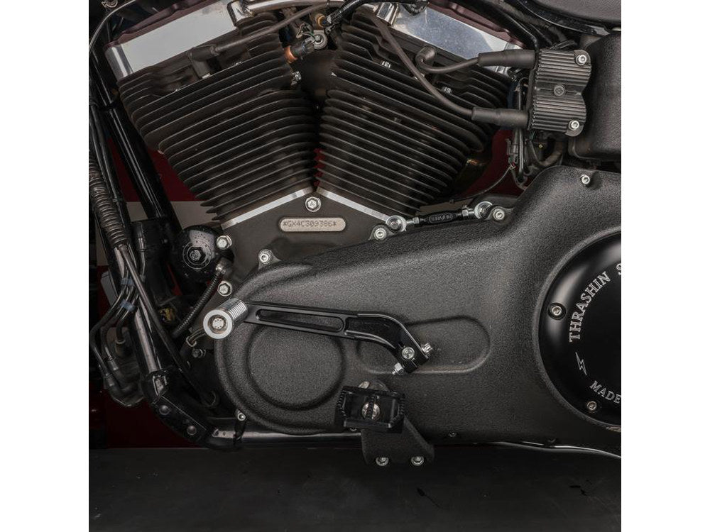 Mid Control Shift Linkage Rod - Black Anodized. Fits Dyna 1991-2017, FXR 1982-1994 & Softail 2018up with Mid Controls
